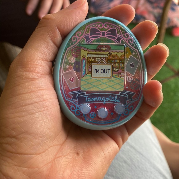 Meet your Posher, Jessica - Picture 1 of 1